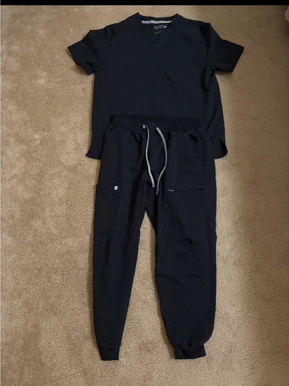 Fabletics Men’s Black Active Tee & Jogger Set